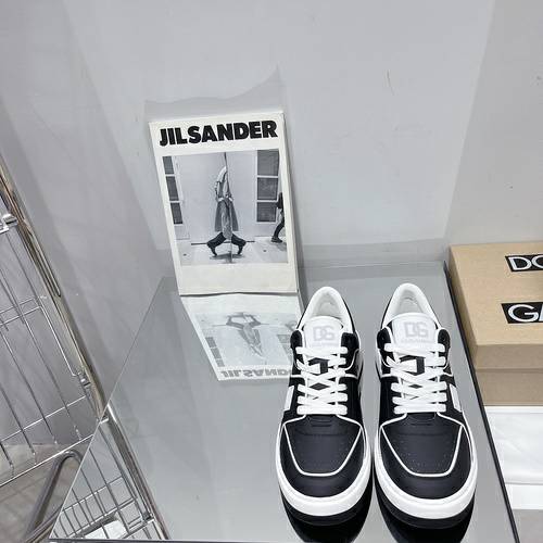 Picture of DG Shoes Women _SKUfw114547481fw